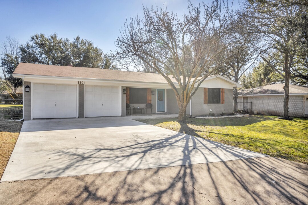 3301 East Dr in Temple, TX - Building Photo