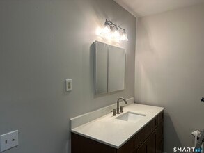 17 Broad St in Middletown, CT - Building Photo - Building Photo