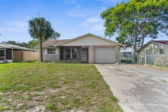 5330 Poinsettia Dr in New Port Richey, FL - Building Photo - Building Photo