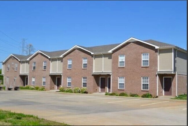 769 Cherrybark Ln in Clarksville, TN - Building Photo - Building Photo