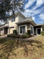 8112 Bally Money Rd in Tampa, FL - Building Photo