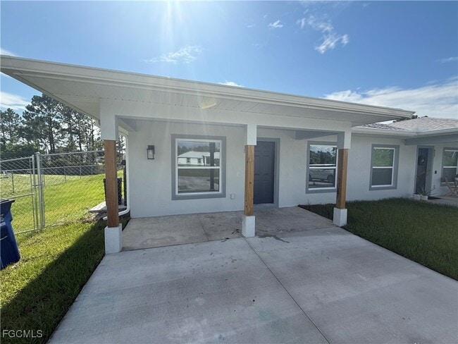 property at 915 Graystone Ave
