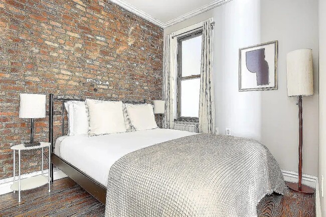 248 Mott St, Unit PHF in New York, NY - Foto de edificio - Building Photo