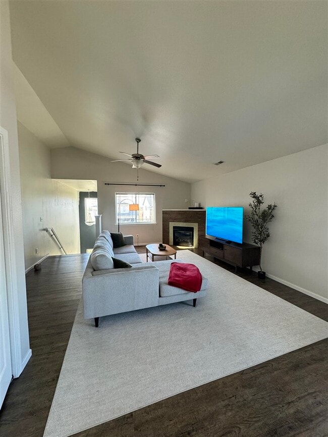 property at 2694 Pinto Ln