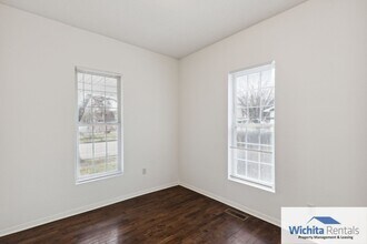 1524 W Maple St in Wichita, KS - Building Photo - Building Photo