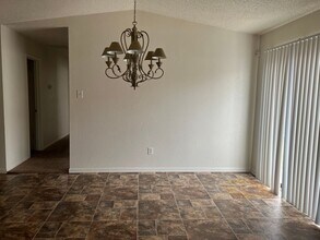 402 Alpine St in Killeen, TX - Building Photo - Building Photo