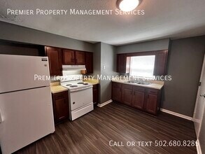 3706 Noblitt Dr in Louisville, KY - Building Photo - Building Photo