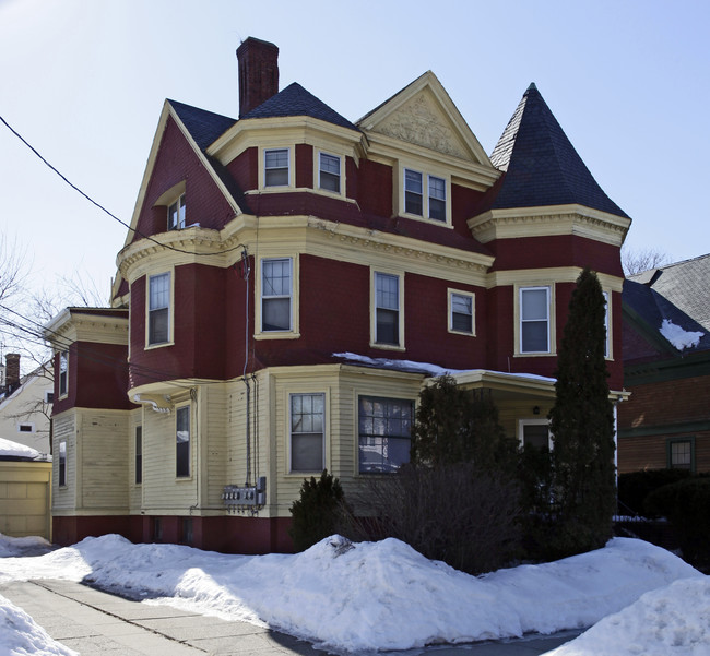 294-296 Washington Ave in Providence, RI - Building Photo - Building Photo