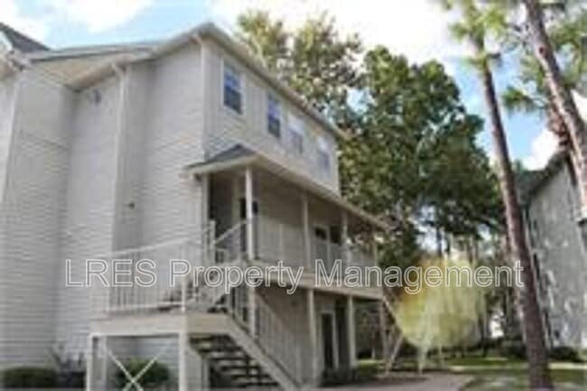 property at 5992 Westgate Dr