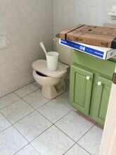 208 Vine St, Unit 1 Floor in Elizabeth, NJ - Building Photo - Building Photo
