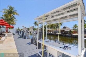 2228 SE 10th St in Pompano Beach, FL - Building Photo - Building Photo