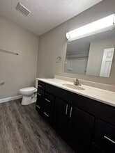 Parkview Townhomes in Columbus, IN - Foto de edificio - Building Photo