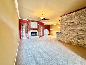 1113 Lanie Ln in Moore, OK - Building Photo - Building Photo