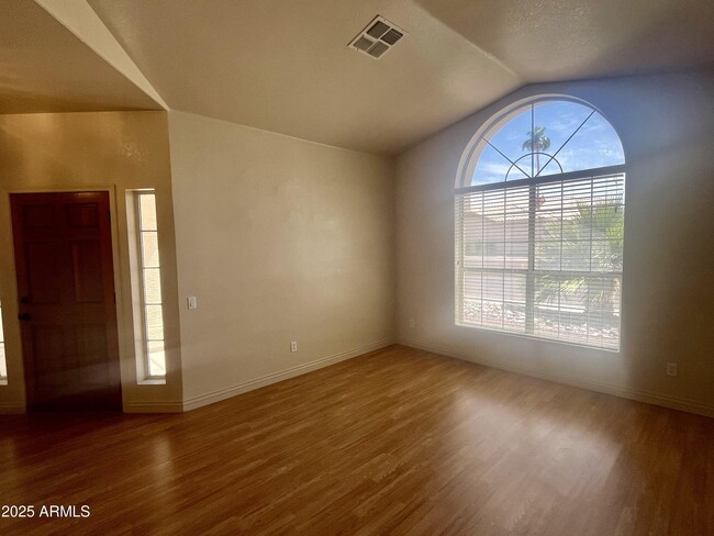 674 S Cholla St in Gilbert, AZ - Building Photo - Building Photo