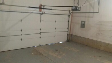 388 Harrier Dr in Monroe Township, NJ - Building Photo - Building Photo