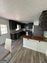 545 Southmoor Cir in Stockbridge, GA - Building Photo - Building Photo