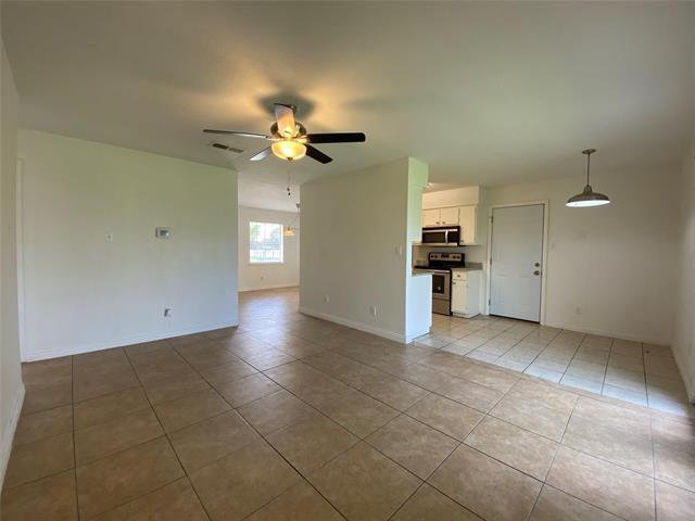6510 Cinnamon Oaks Dr in Dallas, TX - Building Photo - Building Photo