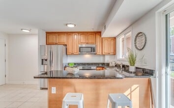 1386 Bryant St NE, Unit #103 in Washington, DC - Foto de edificio - Building Photo