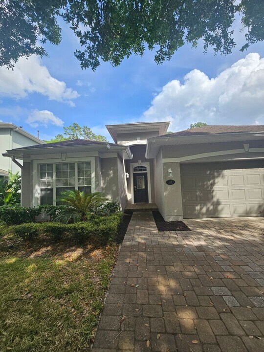 413 Victoria Hills Dr in DeLand, FL - Building Photo