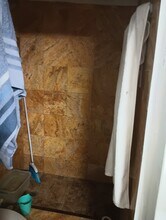 2905 E 8th Ave in Hialeah, FL - Building Photo - Building Photo