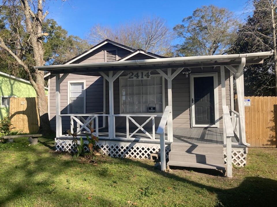 2414 15th Ave in Gulfport, MS - Building Photo