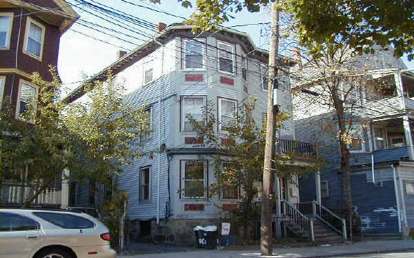 101--101.5 Calumet St in Roxbury, MA - Building Photo