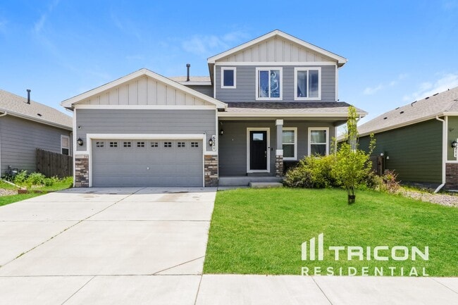 property at 7635 Canyon Oak Dr