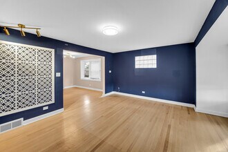 8555 S Paulina St in Chicago, IL - Building Photo - Building Photo