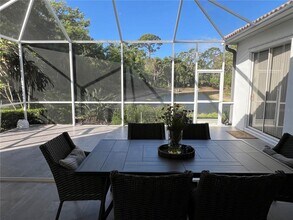 9000 Willow Brook Dr in Sarasota, FL - Building Photo - Building Photo