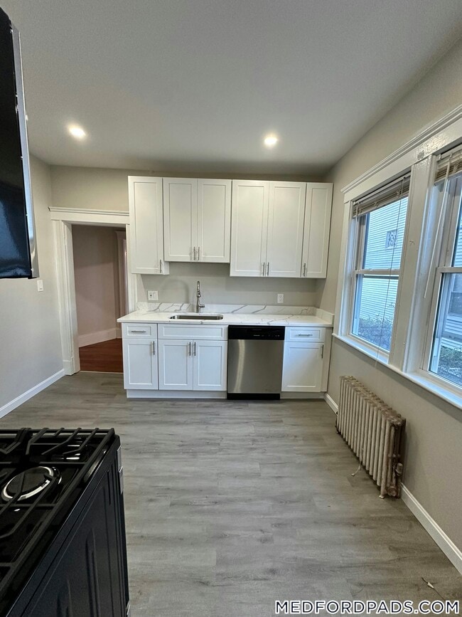 45 Warner St in Medford, MA - Foto de edificio - Building Photo