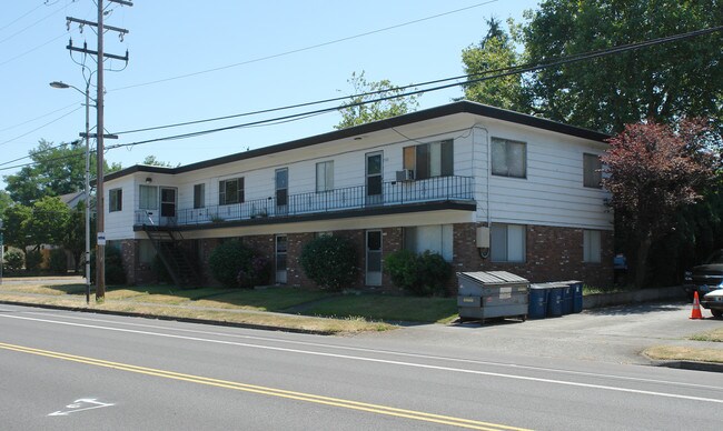 7114-7124 NE Tillamook St in Portland, OR - Foto de edificio - Building Photo