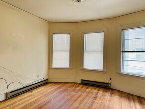 38 Jefferson St, Unit 1 in Cambridge, MA - Building Photo - Building Photo