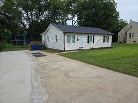 414 Washington St in Graham, NC - Building Photo