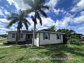 4201 21st St SW in Lehigh Acres, FL - Building Photo
