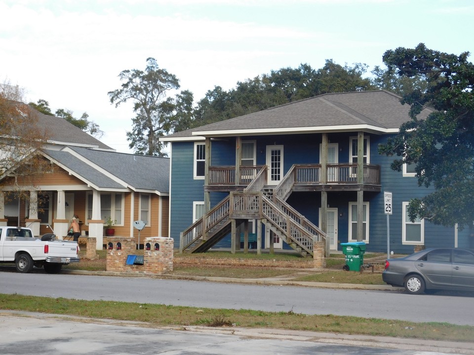 1110 32nd Ave in Gulfport, MS - Building Photo