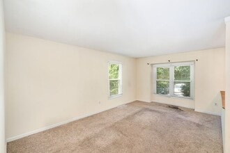 10701 Houck Dr in Fredericksburg, VA - Building Photo - Building Photo