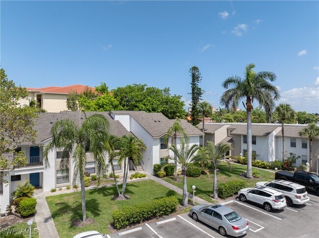 property at 5483 Peppertree Dr