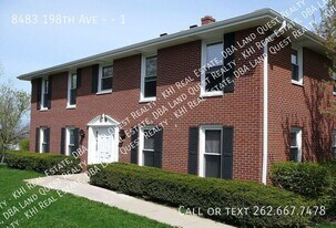 8483 198th Ave in Bristol, WI - Building Photo