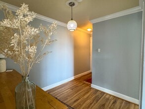 2501 Calvert St NW in Washington, DC - Building Photo - Building Photo