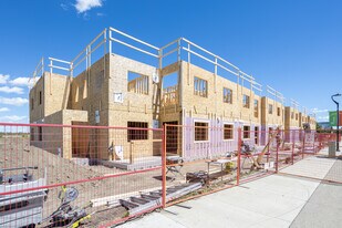 5436 47 St in Red Deer, AB - Building Photo