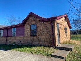 3404 Moonlight Dr in Nashville, TN - Building Photo