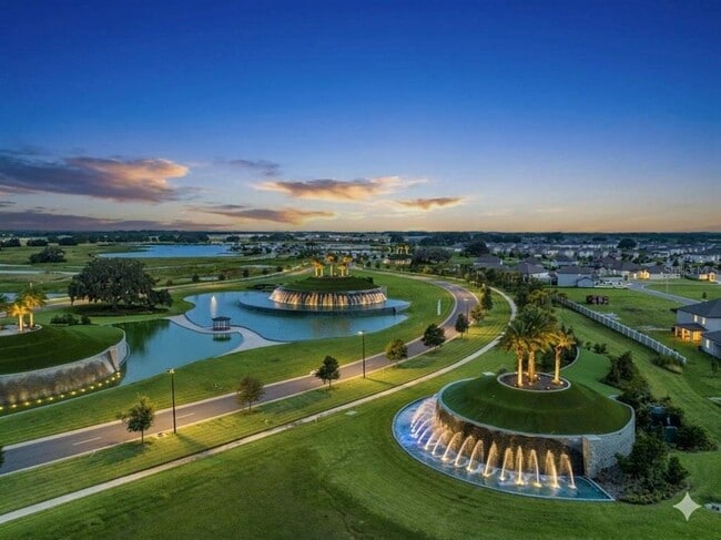 30989 Jazz Leaf Pl in San Antonio, FL - Building Photo - Building Photo