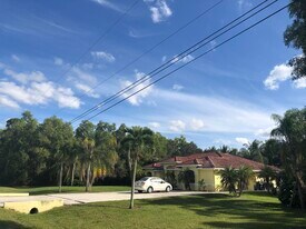 12136 88th Pl N in West Palm Beach, FL - Building Photo