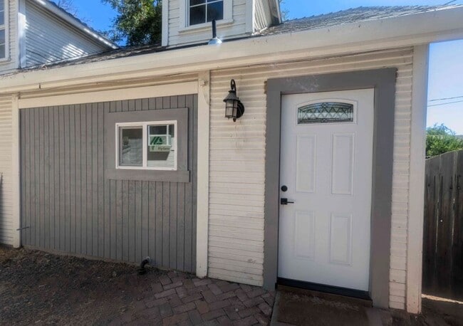 property at 1140 Arcade Blvd