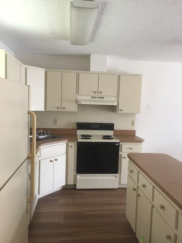1918 Marcia St, Unit 1918