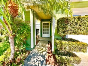 585 Boysenberry Way in Oceanside, CA - Building Photo - Building Photo