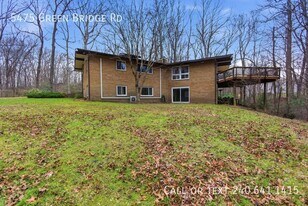 5475 Green Bridge Rd in Dayton, MD - Building Photo