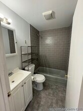 198 St Paul St, Unit 3 in Brookline, MA - Building Photo - Building Photo