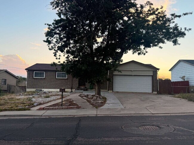 property at 1286 Croke Dr