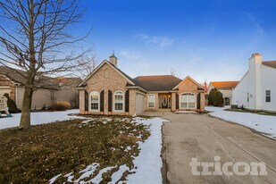 1833 Murdoch Dr in Greenfield, IN - Building Photo